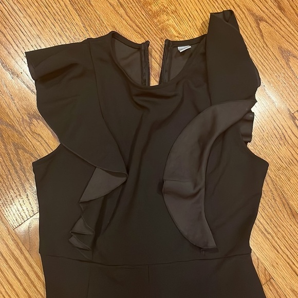 Women’s Black Jumpsuit With Ruffled Sleeves Size M - Picture 2 of 6